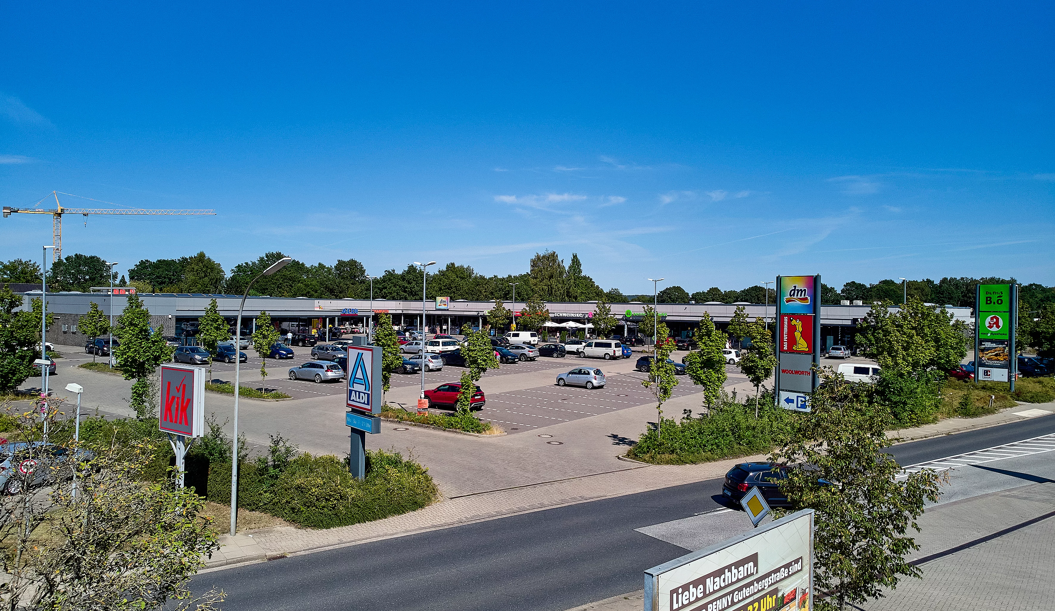 Der Gewerbepark Nord ist mit rund 40.000 m² Verkaufsfläche eine der größten Einkaufsdestinationen Schleswig-Holsteins.